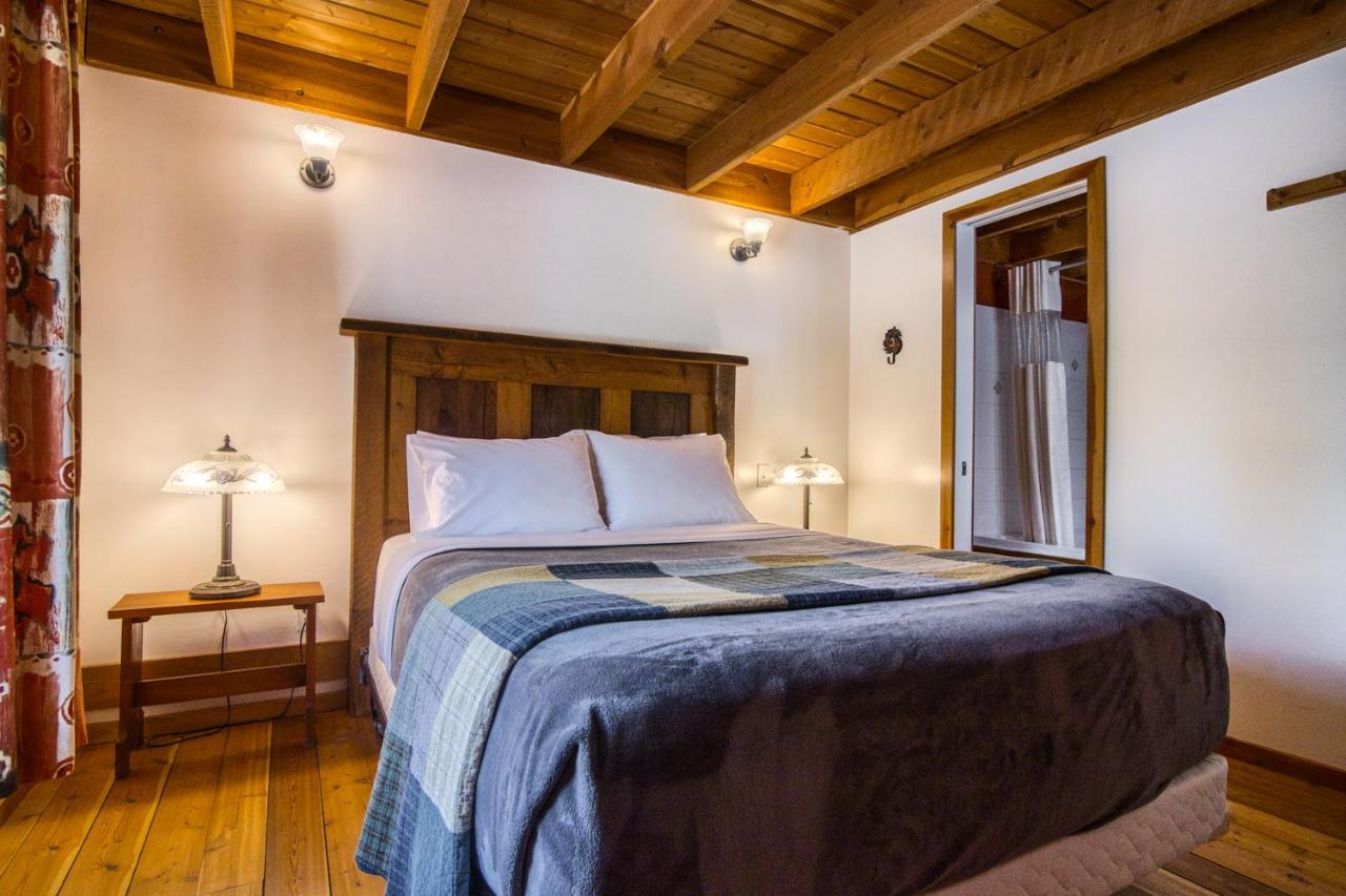 Timbers Resort Fairmont Hot Springs Buitenkant foto